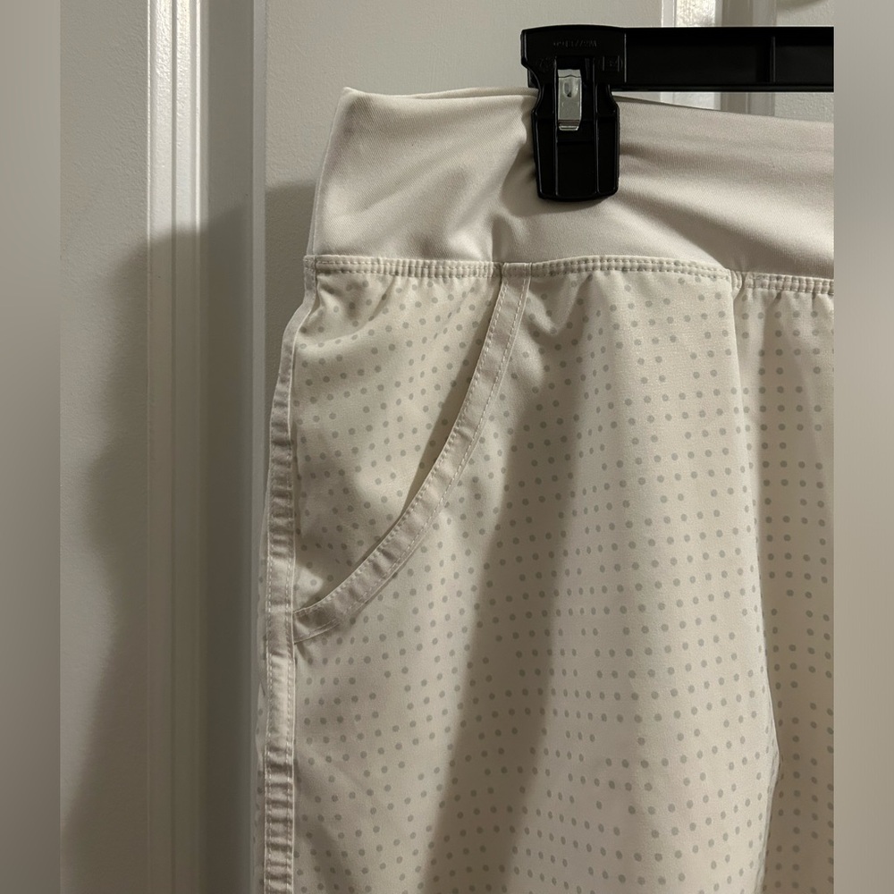 Nike Golf Tour Performance Dri Fit Skort Skirt White Grey Polka Dots Size L - Picture 3 of 9